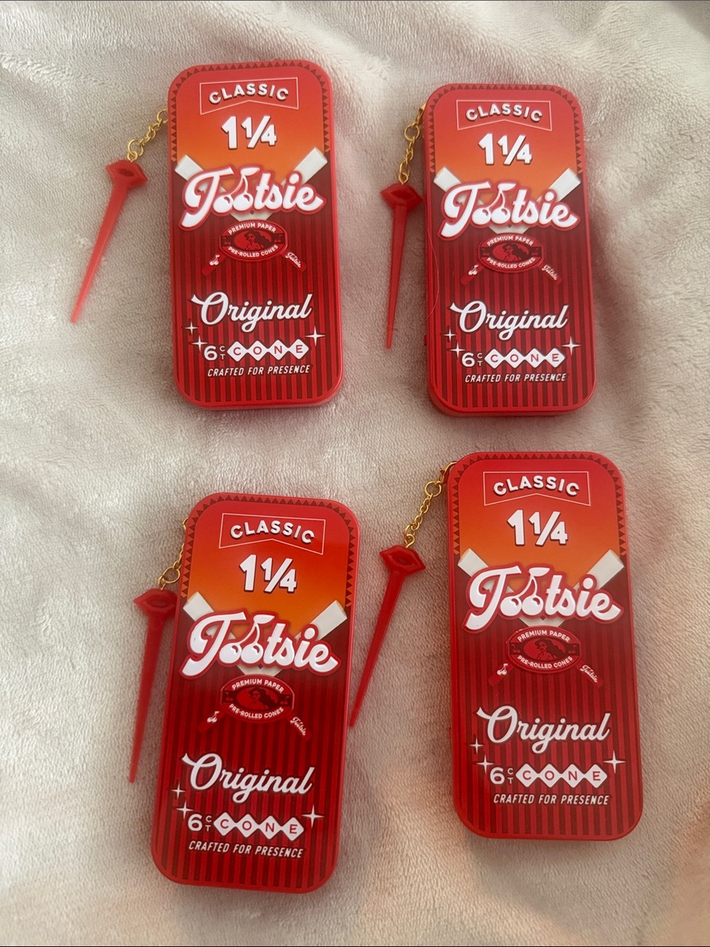 NEW Tootsie Classic 1 1/4 Original Red Tin Case Pack (Set of 4)